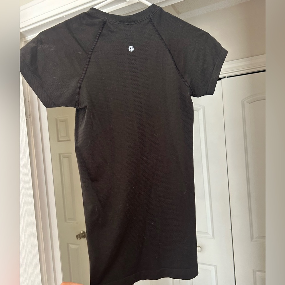 Lululemon swiftly tech